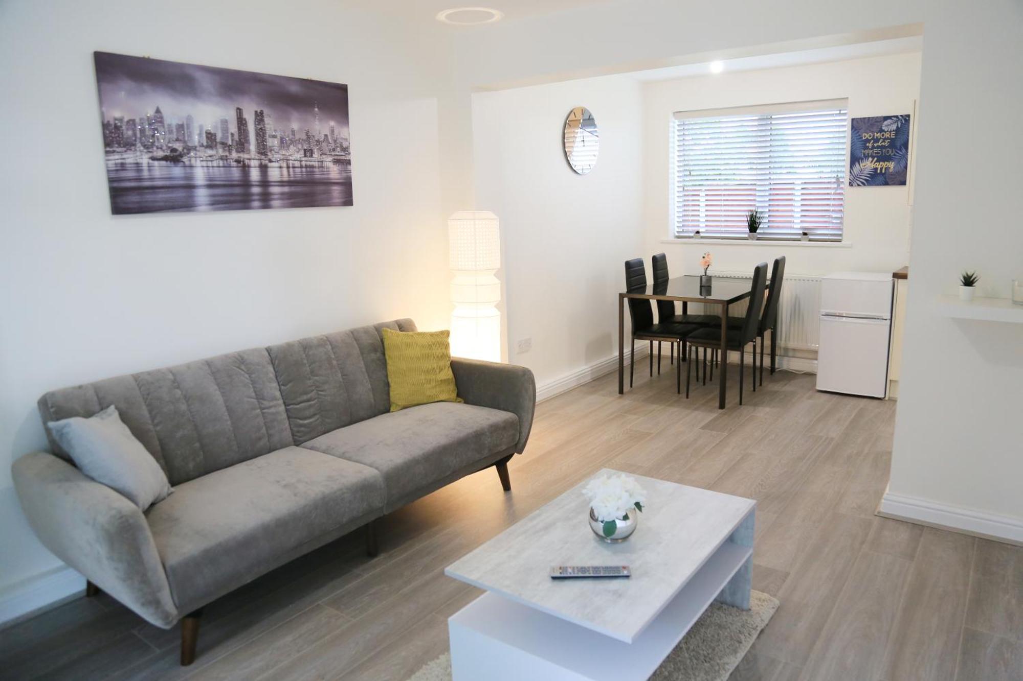 Gorgeous Ground Floor Apartment + Free Parking Манчестър Екстериор снимка